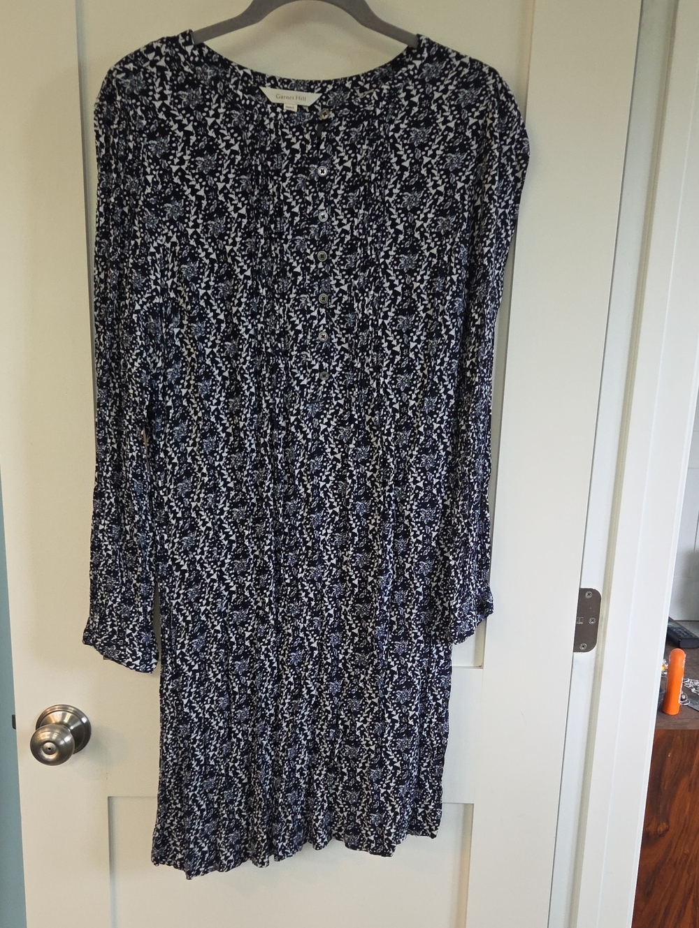 Garnet Hill Navy and White Mini Skirt with Floral Print